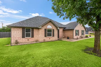 1116 W Sharpshire Drive, Waxahachie, TX 75165 - Photo 3