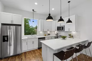 5647 Live Oak St, Dallas, TX 75206 - Photo 11
