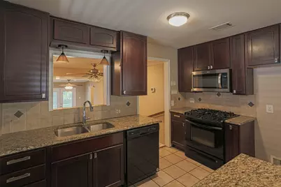 2517 Littlepage Street, Fort Worth, TX 76107 - Photo 9