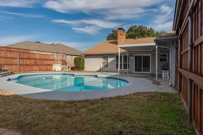 2405 Ridgewood Drive, Plano, TX 75074 - Photo 17