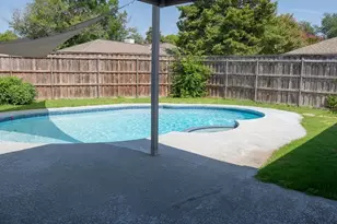 2405 Ridgewood Dr, Plano, TX 75074 - Photo 3