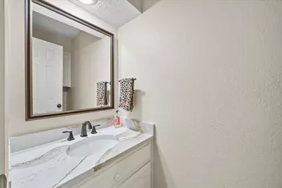 408 S Fannin Street #B, Rockwall, TX 75087 - Photo 5