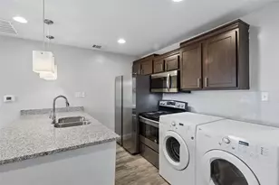 313 E Mitchell St, Arlington, TX 76010 - Photo 5