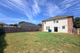 670 Horn St, Crowley, TX 76036 - Photo 39