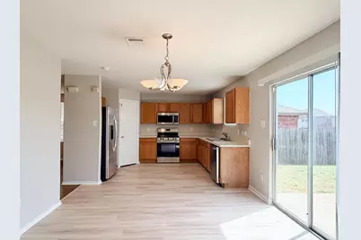 670 Horn Street, Crowley, TX 76036 - Photo 13