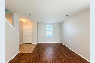 670 Horn Street, Crowley, TX 76036 - Photo 5