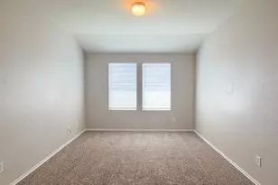 670 Horn St, Crowley, TX 76036 - Photo 19
