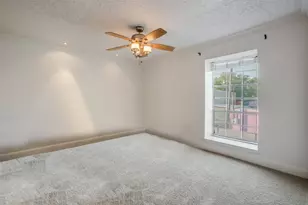 5325 Fleetwood Oaks Ave, Dallas, TX 75235 - Photo 9