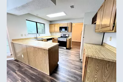 2019 Longmeadow Court, Denton, TX 76209 - Photo 7