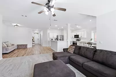1002 Zachary Drive, Arlington, TX 76002 - Photo 5