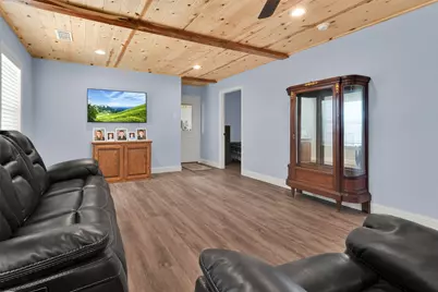 1158 County Road 1240, Savoy, TX 75479 - Photo 9