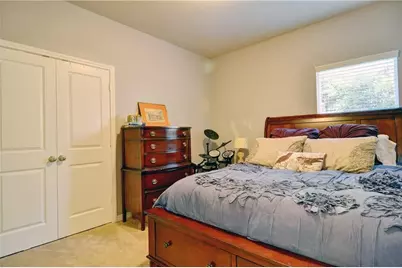 4805 Bryce Avenue, Fort Worth, TX 76107 - Photo 5
