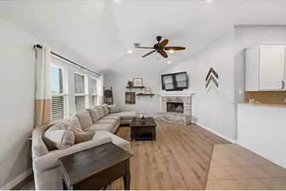 10521 Bradshaw Drive, Fort Worth, TX 76108 - Photo 5