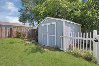 4205 Spindletree Lane, Fort Worth, TX 76137 - Photo 7