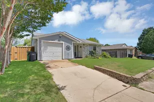 4205 Spindletree Ln, Fort Worth, TX 76137 - Photo 3