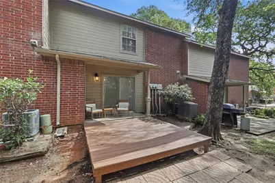 1454 Meadowood Village Drive, Fort Worth, TX 76120 - Photo 29
