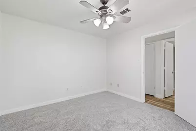 1454 Meadowood Village Drive, Fort Worth, TX 76120 - Photo 23