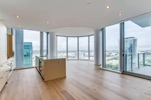 2900 McKinnon St, Dallas, TX 75201 - Photo 3