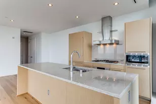 2900 McKinnon St, Dallas, TX 75201 - Photo 5