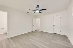 3715 Maxwell Ct, Arlington, TX 76015 - Photo 19