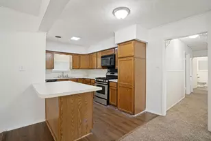 3110 Heather Ln, Denton, TX 76209 - Photo 3