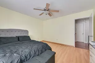 2643 Via Ventura Cir, Carrollton, TX 75006 - Photo 15