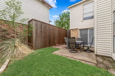 2643 Via Ventura Circle, Carrollton, TX 75006 - Photo 23