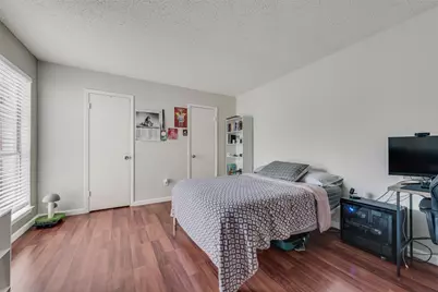 2643 Via Ventura Circle, Carrollton, TX 75006 - Photo 17