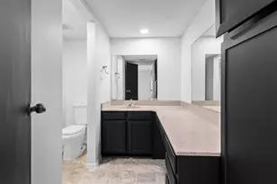 2806 Spring Valley Dr, Bedford, TX 76021 - Photo 17