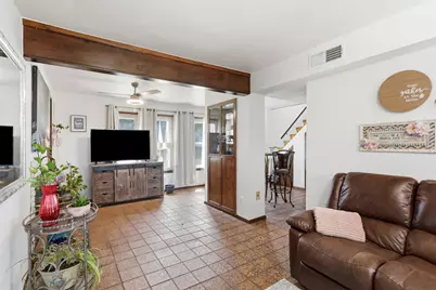 6039 Bear Creek Drive E, Fort Worth, TX 76126 - Photo 5