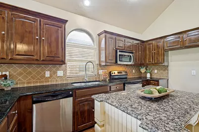 12712 Breckenridge Court, Fort Worth, TX 76177 - Photo 7