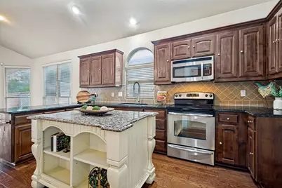 12712 Breckenridge Court, Fort Worth, TX 76177 - Photo 9
