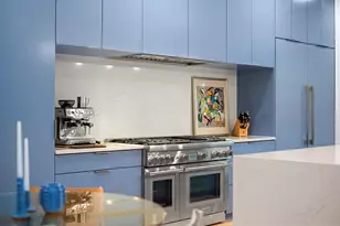 423 W Colorado Blvd, Dallas, TX 75208 - Photo 11