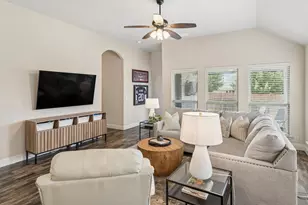 609 Fox View Dr, Fort Worth, TX 76131 - Photo 9