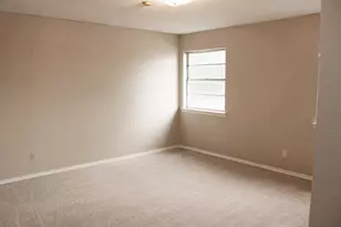 1725 E Grauwyler Rd, Irving, TX 75061 - Photo 15