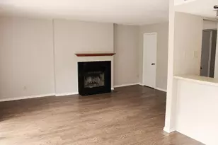 1725 E Grauwyler Rd, Irving, TX 75061 - Photo 5