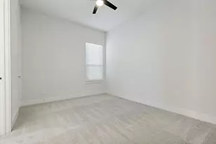 8117 Radnor Rd, Dallas, TX 75231 - Photo 21