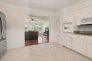 2201 Lake Coves Dr, Flower Mound, TX 75022 - Photo 17