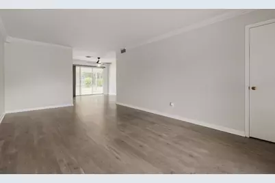 1405 Oak Grove Road, Fort Worth, TX 76134 - Photo 5