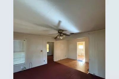 3018 Oakwood Street, Haltom City, TX 76117 - Photo 5