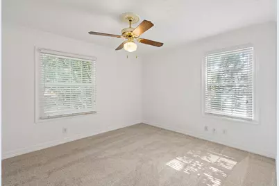 2218 Mountain Lake Road, Dallas, TX 75224 - Photo 15