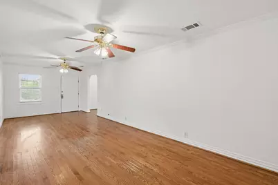 2218 Mountain Lake Road, Dallas, TX 75224 - Photo 3