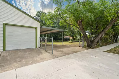 2218 Mountain Lake Road, Dallas, TX 75224 - Photo 21