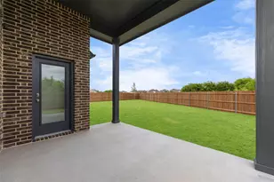 552 Holiday Ave, Waxahachie, TX 75165 - Photo 33
