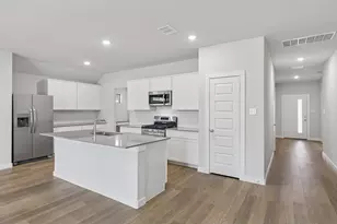 2022 Chariot Ct, Seagoville, TX 75159 - Photo 5