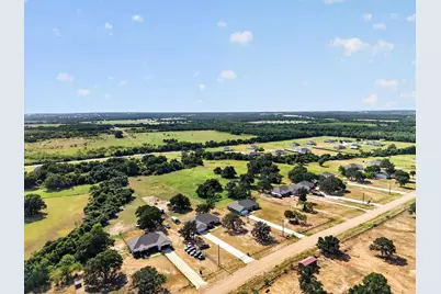 223 Julian Lane, Poolville, TX 76487 - Photo 39