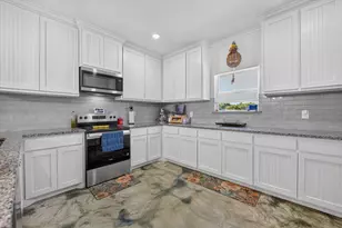 223 Julian Ln, Poolville, TX 76487 - Photo 9