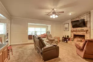 105 Santa Fe Cir, Waxahachie, TX 75165 - Photo 11