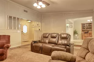 105 Santa Fe Cir, Waxahachie, TX 75165 - Photo 15