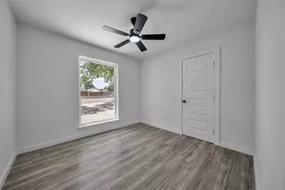 3901 Glengate Drive, Arlington, TX 76016 - Photo 11